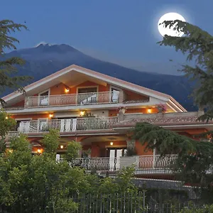 Etna Royal View טרקסטאני